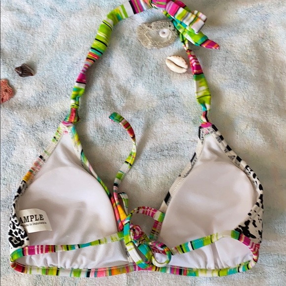 NWOT Bikini top - Picture 2 of 2